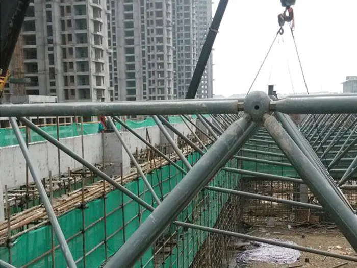 张家港国际会展中心网架